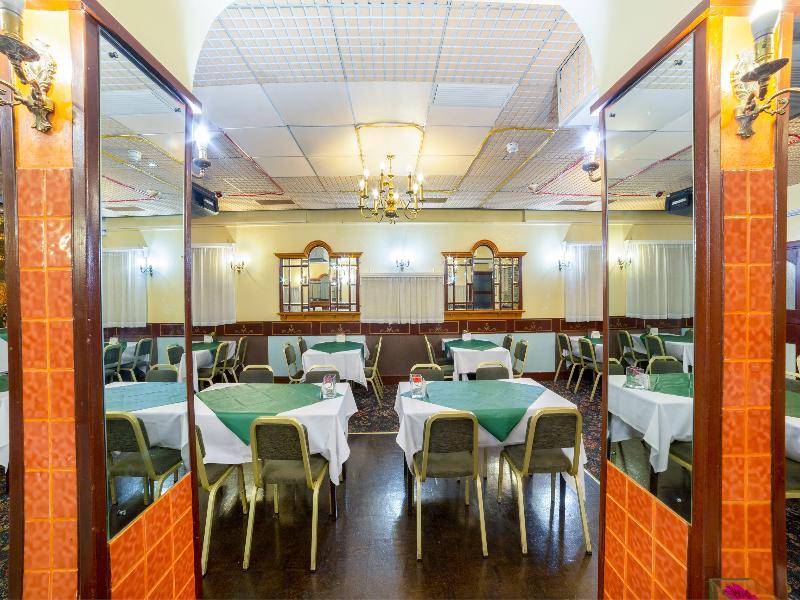 Sandringham Hotel